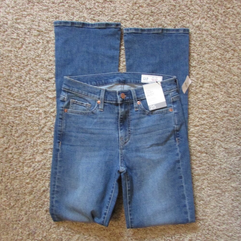 NWT GAP Baby Boot Mid Rise 25 0 R High Stretch Jeans Slim Thru Hip Thigh